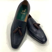 Load image into Gallery viewer, SHOES
