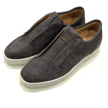 Load image into Gallery viewer, Footwear