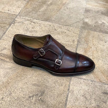 Load image into Gallery viewer, Shoes
