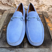 Load image into Gallery viewer, Footwear
