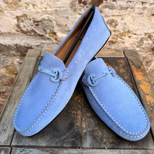 Load image into Gallery viewer, Footwear
