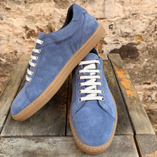 Load image into Gallery viewer, Footwear
