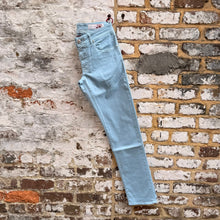 Load image into Gallery viewer, Jeans
