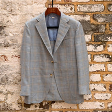 Load image into Gallery viewer, Jacket
