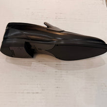 Load image into Gallery viewer, Footwear
