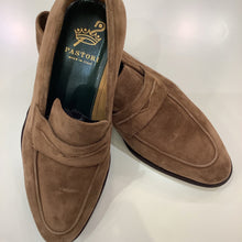 Load image into Gallery viewer, Footwear
