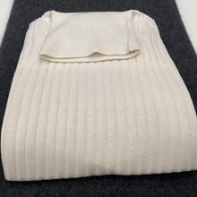 Load image into Gallery viewer, Sweaters
